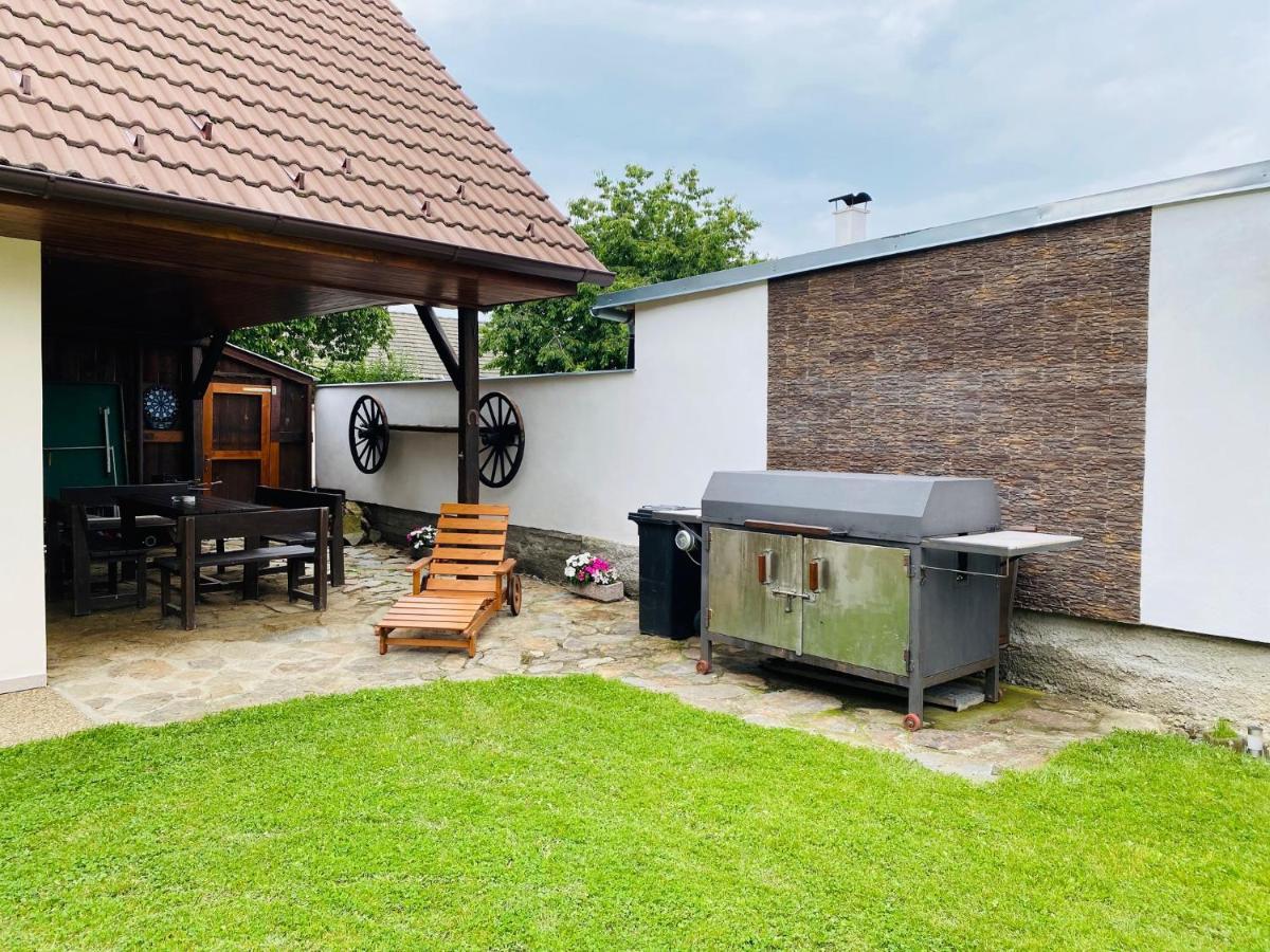 U Nas Na Chalupe Villa Borovany  Exterior foto